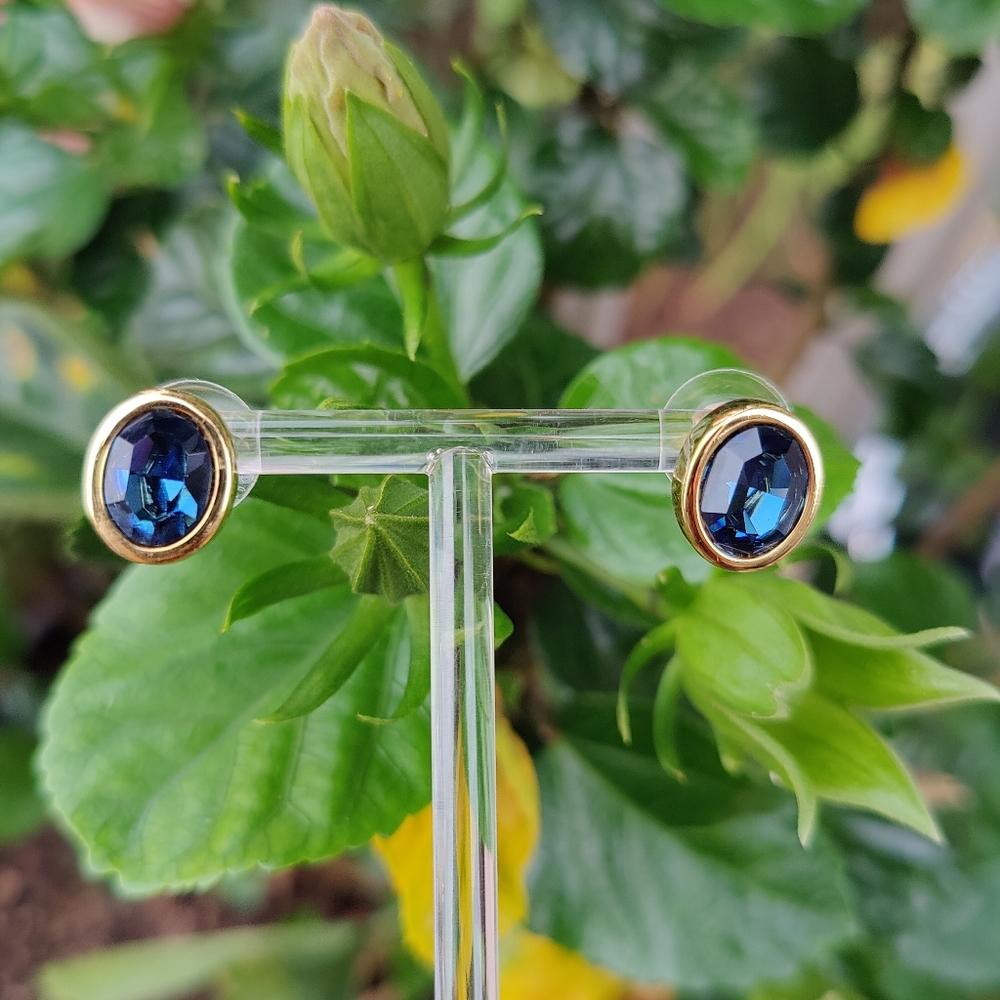 Vintage Savvy By Swarovski Blue Crystal Stud Earrings